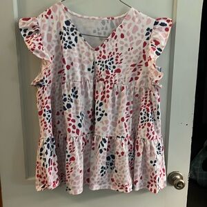 Women’s short sleeve top size XL